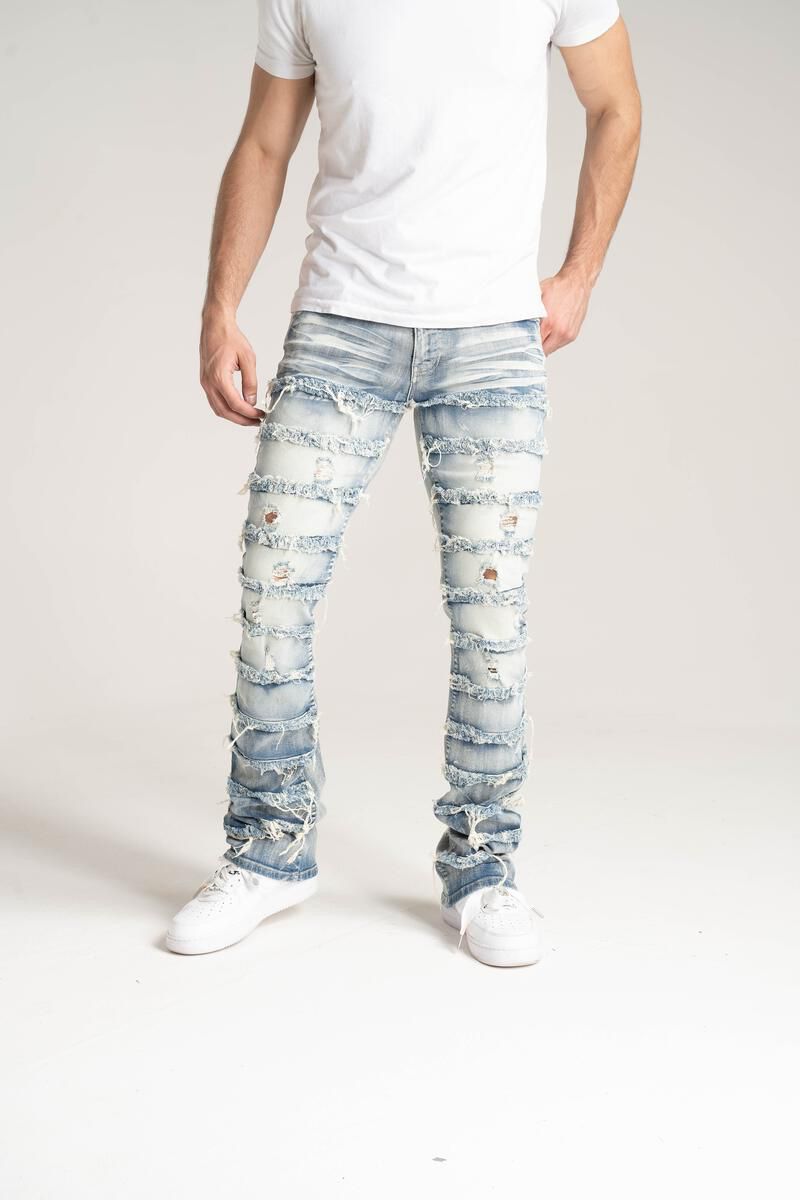 SPARK STACK JEANS WITH FRAYED PATCH S3016
